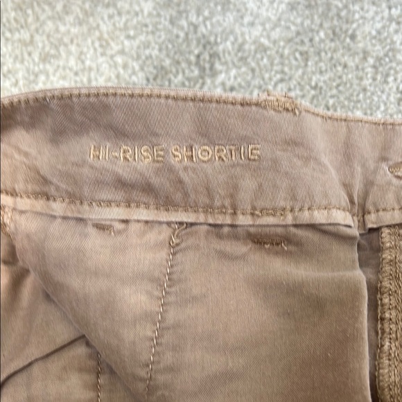 American Eagle Superstretch Tan / Light Brown Hi-Rise Shortie Short - Size 6 - Picture 8 of 10